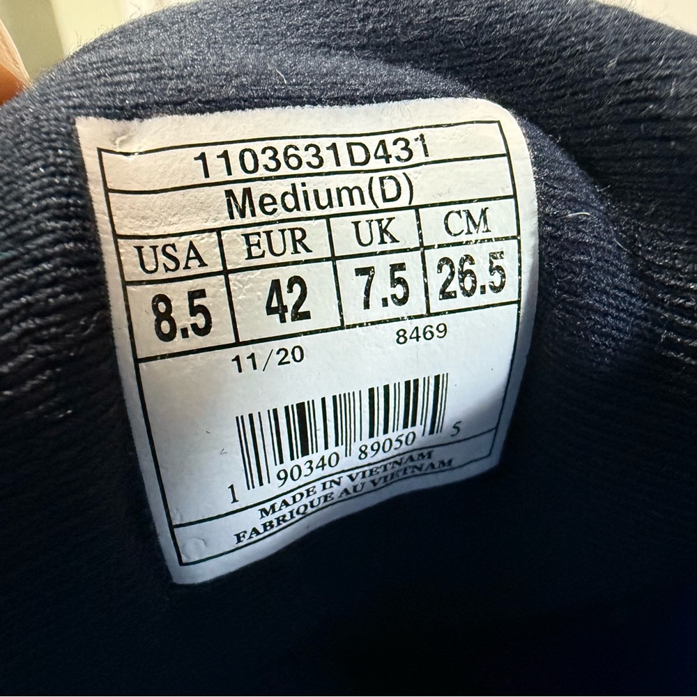 Man's Athletic Brooks Transmit 3 Running Shoe Size 8.5 NO INSOLES - Picture 8 of 8